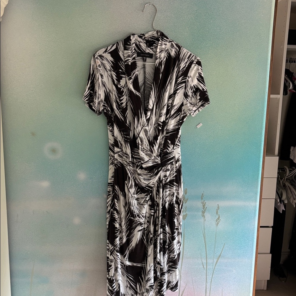 Karen Kane Black and White Midi Dress - Picture 5 of 6